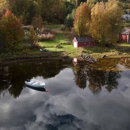 Geilen Feriehus Holiday home Molde